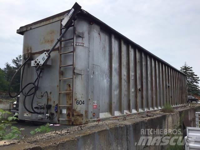  Steco SW048100 自裝卸半拖車