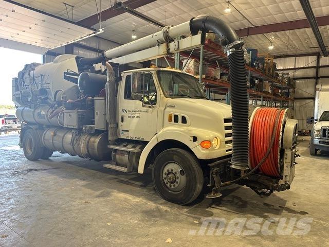 Sterling L7500 組合/真空油槽車
