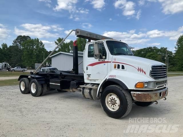 Sterling L9500 吊鉤式起重車