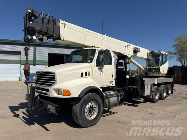 Sterling L9500 其他貨車
