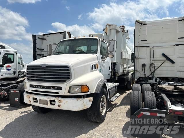 Sterling L9500 組合/真空油槽車