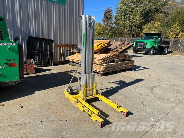 Sumner 2010 吊車起重機、絞車吊貨機和物料升降機