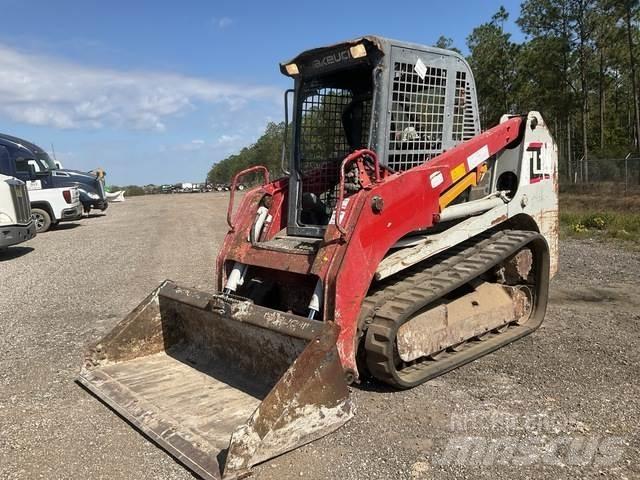 Takeuchi TL10 滑移轉向裝載機