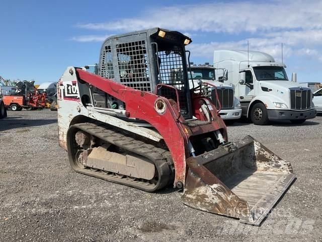 Takeuchi TL10 滑移轉向裝載機
