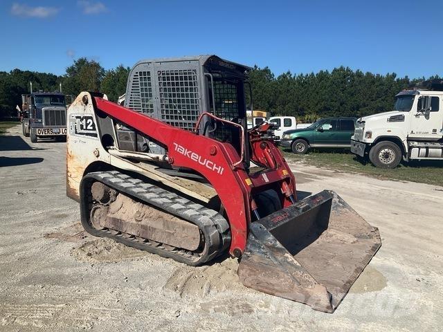 Takeuchi TL12 滑移轉向裝載機