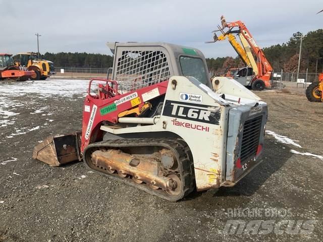 Takeuchi TL6R 滑移轉向裝載機