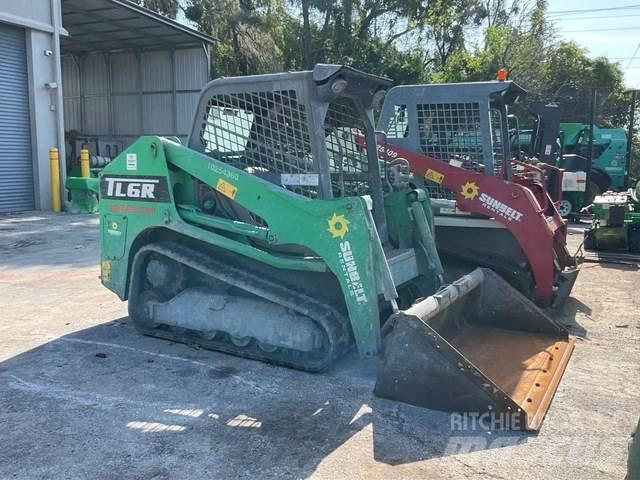 Takeuchi TL6R 滑移轉向裝載機