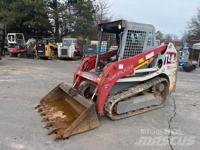 Takeuchi TL8 滑移轉向裝載機