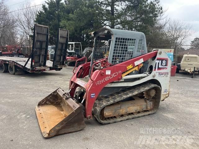 Takeuchi TL8 滑移轉向裝載機