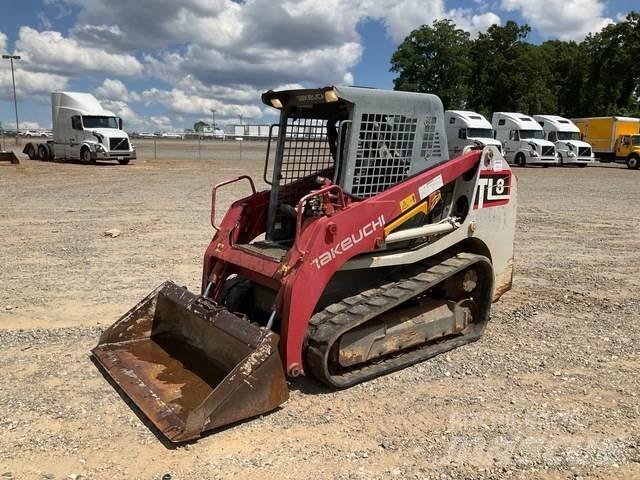 Takeuchi TL8 滑移轉向裝載機