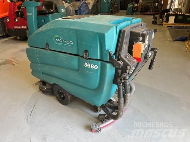 Tennant 5680 洗地吸乾機