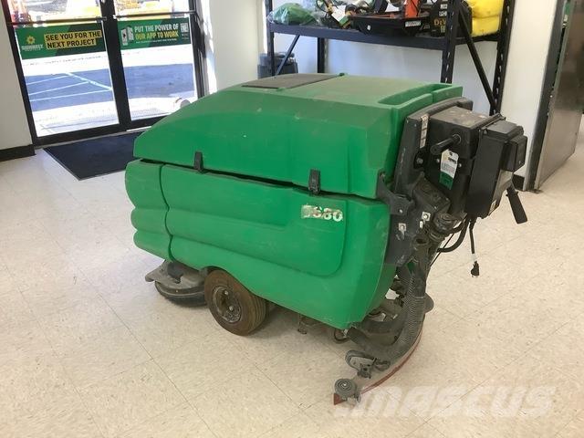 Tennant 5680 洗地吸乾機