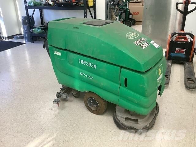 Tennant 5680 洗地吸乾機