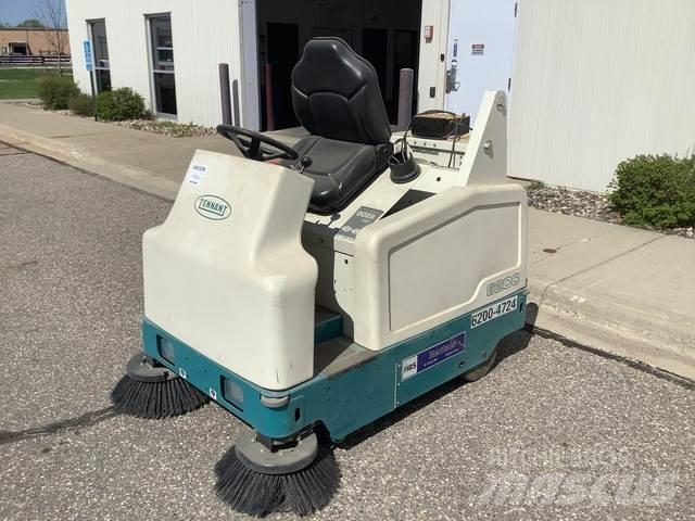 Tennant 6200 室內掃倉機