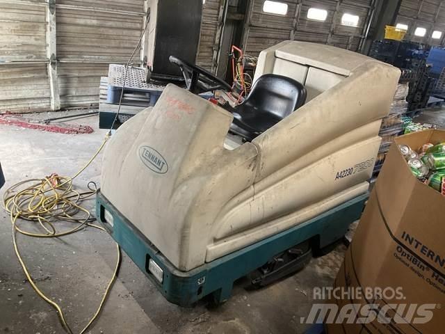 Tennant 7200 洗地吸乾機