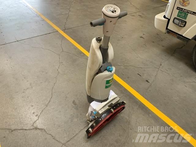 Tennant IMOPXL 洗地吸乾機