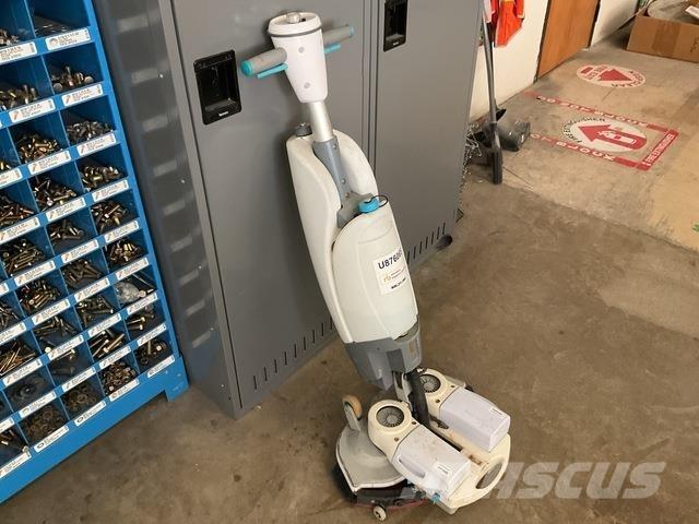 Tennant IMOPXL 洗地吸乾機