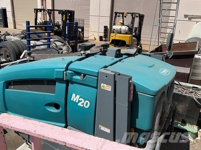 Tennant M20 洗地吸乾機