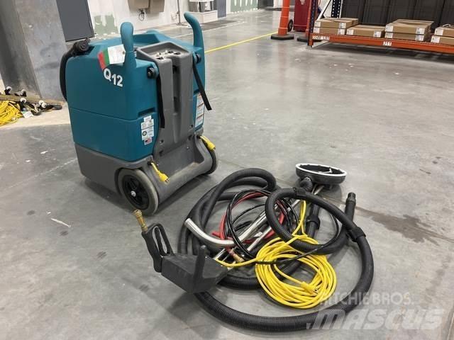 Tennant Q12 洗地吸乾機