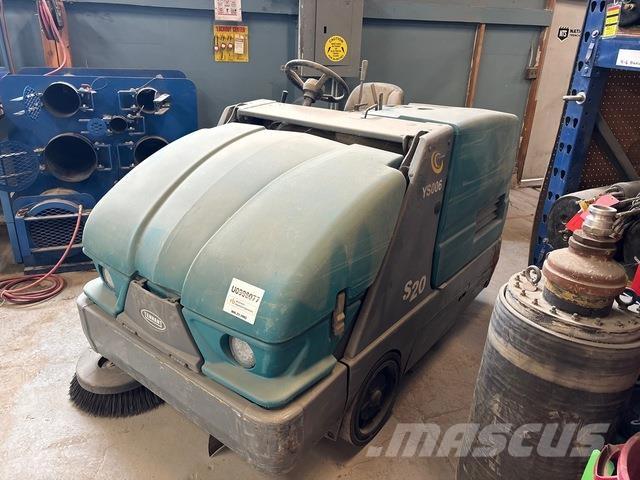 Tennant S20 室內掃倉機