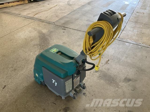 Tennant T1 洗地吸乾機