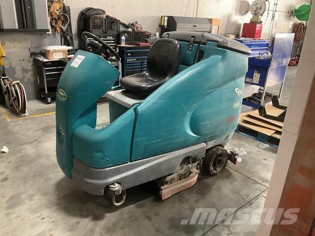 Tennant T16 洗地吸乾機