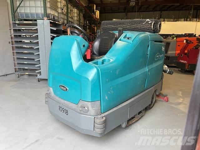Tennant T17 洗地吸乾機