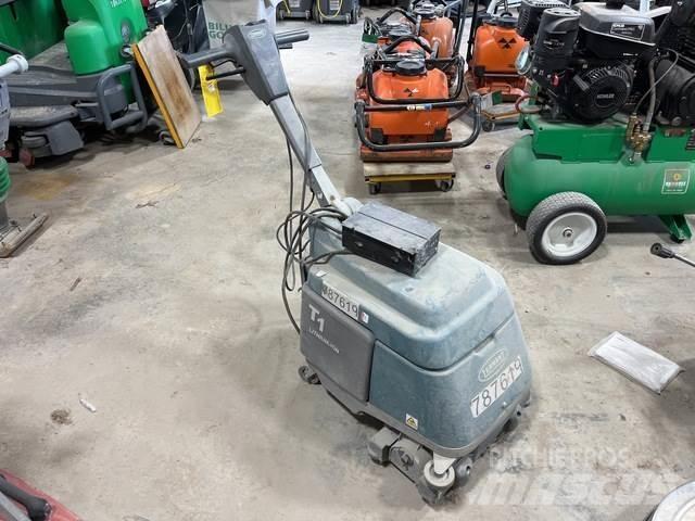 Tennant T1B 洗地吸乾機