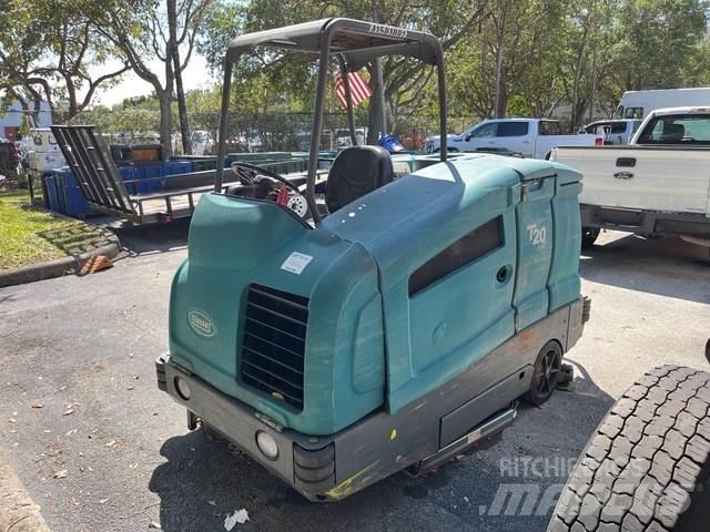 Tennant T20 洗地吸乾機