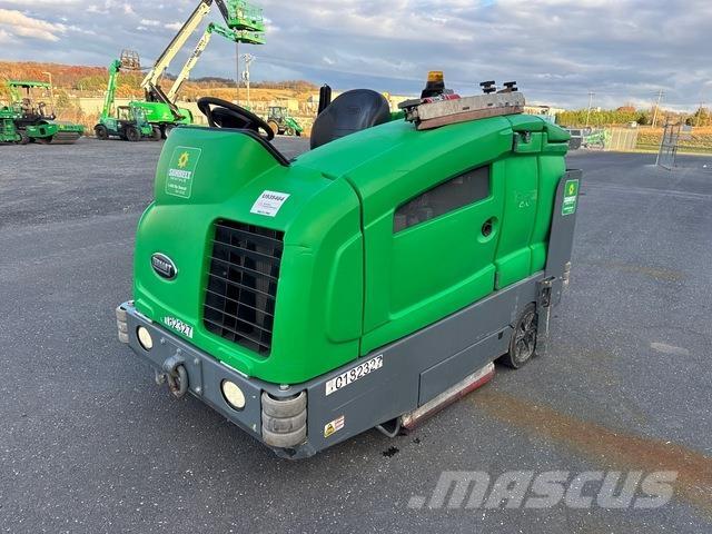 Tennant T20 洗地吸乾機