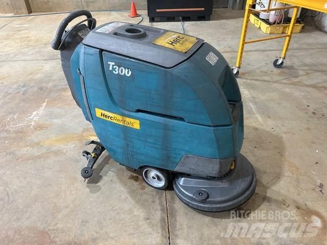 Tennant T300 洗地吸乾機