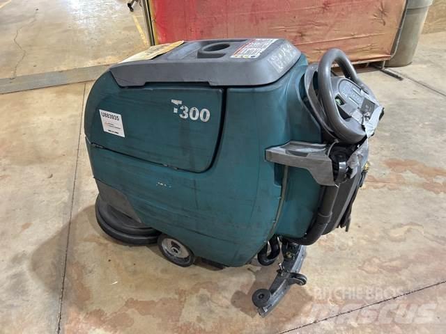 Tennant T300 洗地吸乾機