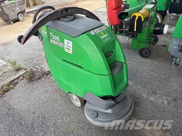 Tennant T300E 洗地吸乾機