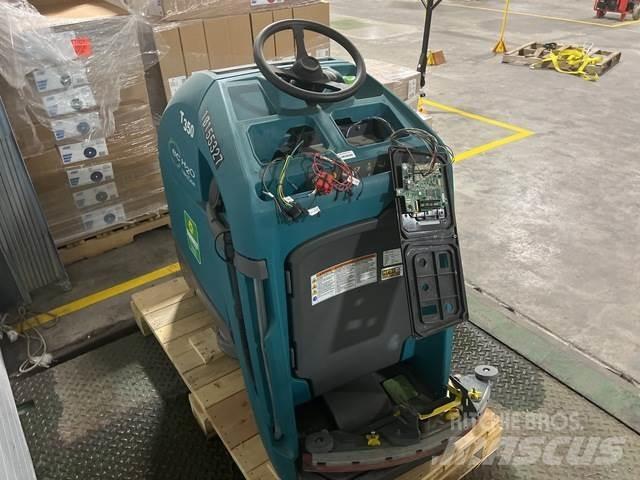Tennant T350 洗地吸乾機
