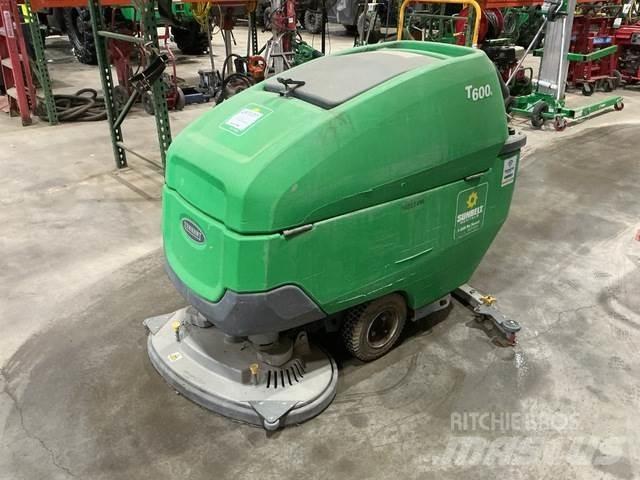 Tennant T600E 洗地吸乾機