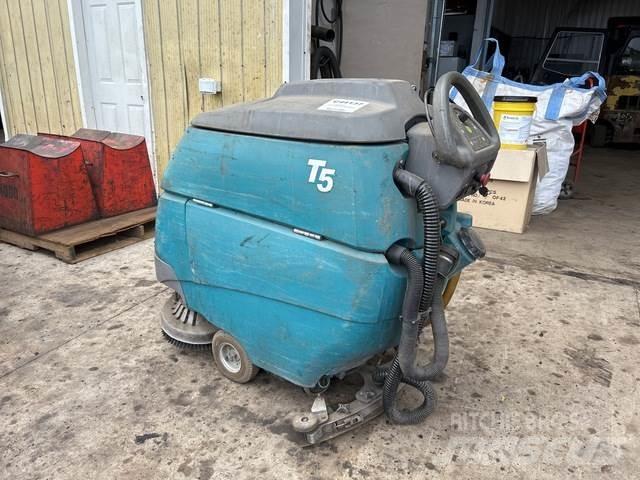  Tennent T5 室內掃倉機