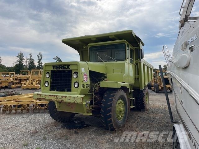 Terex 3303 鉸接式起吊車