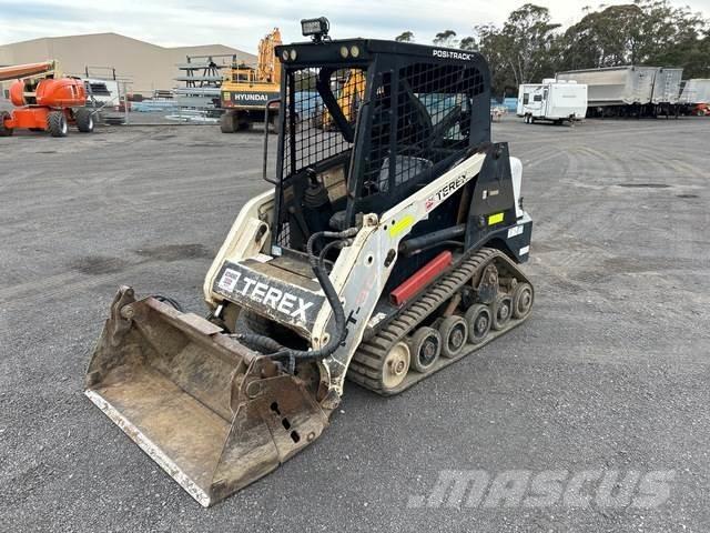 Terex PT30 滑移轉向裝載機