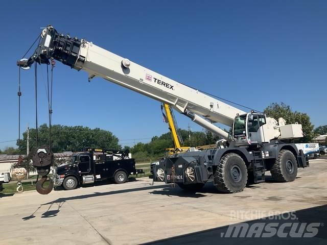 Terex RT110 越野起重機