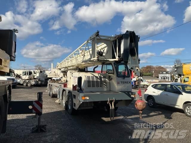 Terex T560-1 履帶式起重機