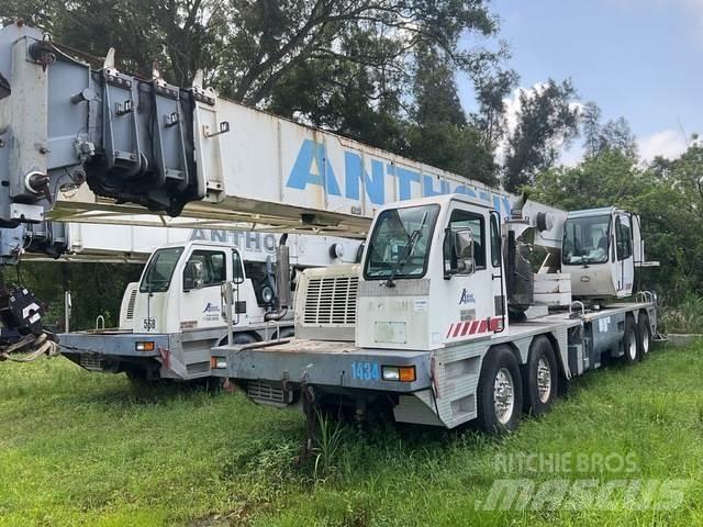 Terex T775 履帶式起重機