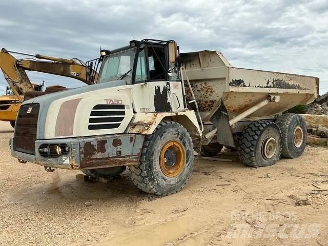 Terex TA30 鉸接式起吊車