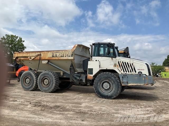 Terex TA300 鉸接式起吊車