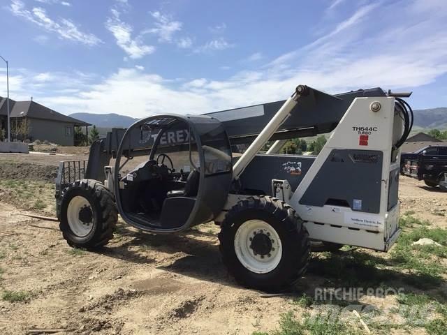Terex TH644C 伸縮臂操作車