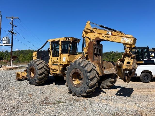 Tigercat 620D 集材機