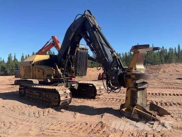 Tigercat 870 伐木歸堆機