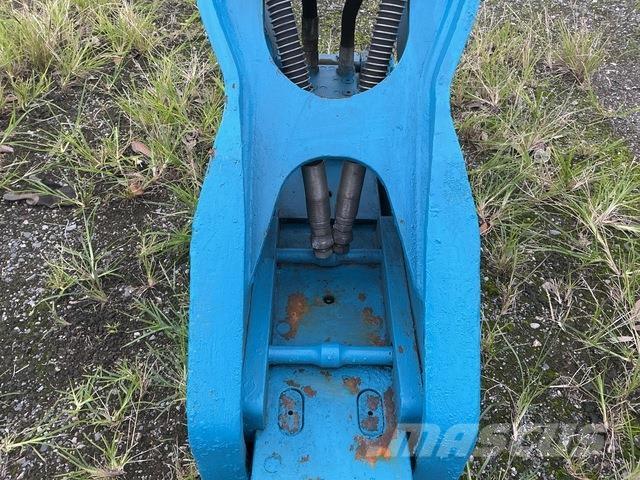 Toku TNB-7J 鐵鎚/碎石機