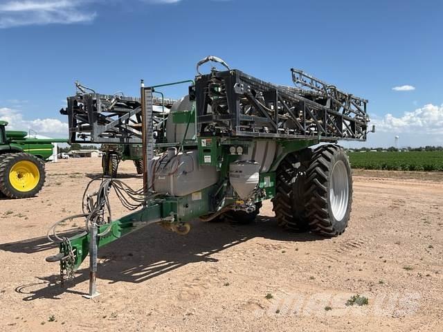 Top Air 2400 牽引式噴霧機