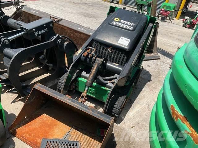 Toro  滑移轉向裝載機