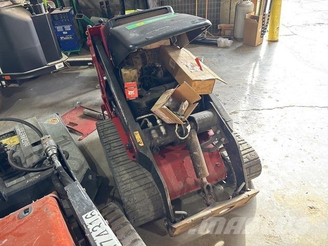 Toro 22324 滑移轉向裝載機